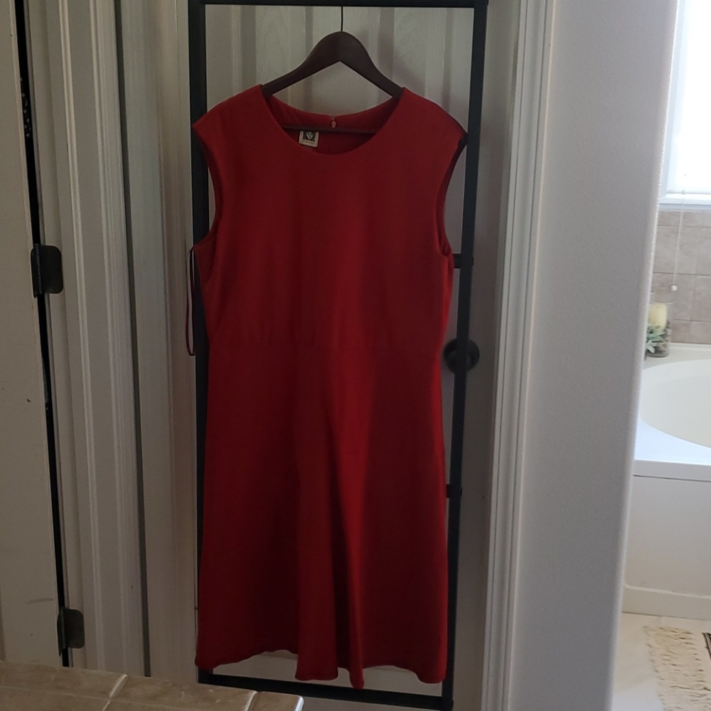 Red cap sleeve dress